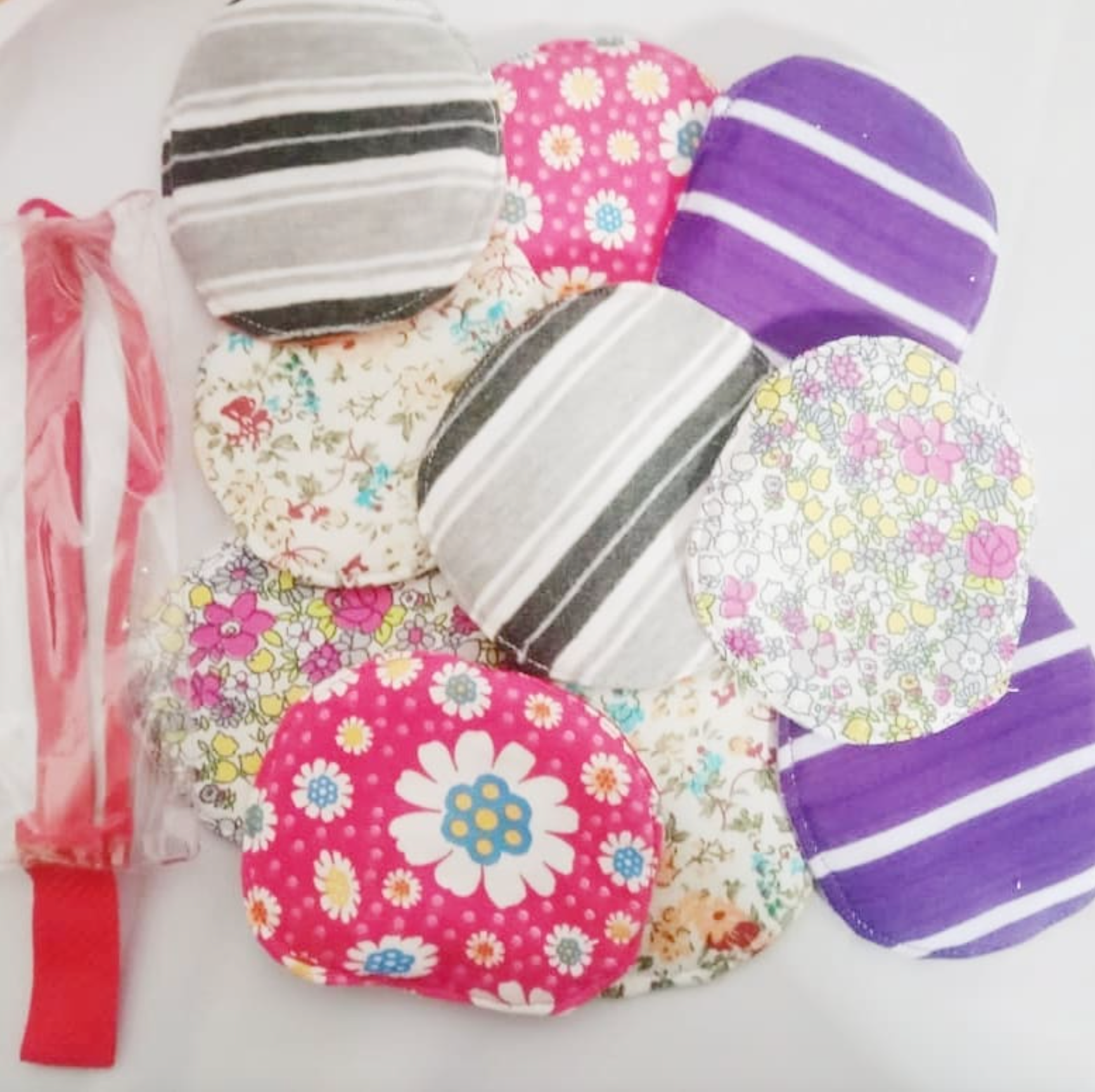 Reusable hand-sown breast pads