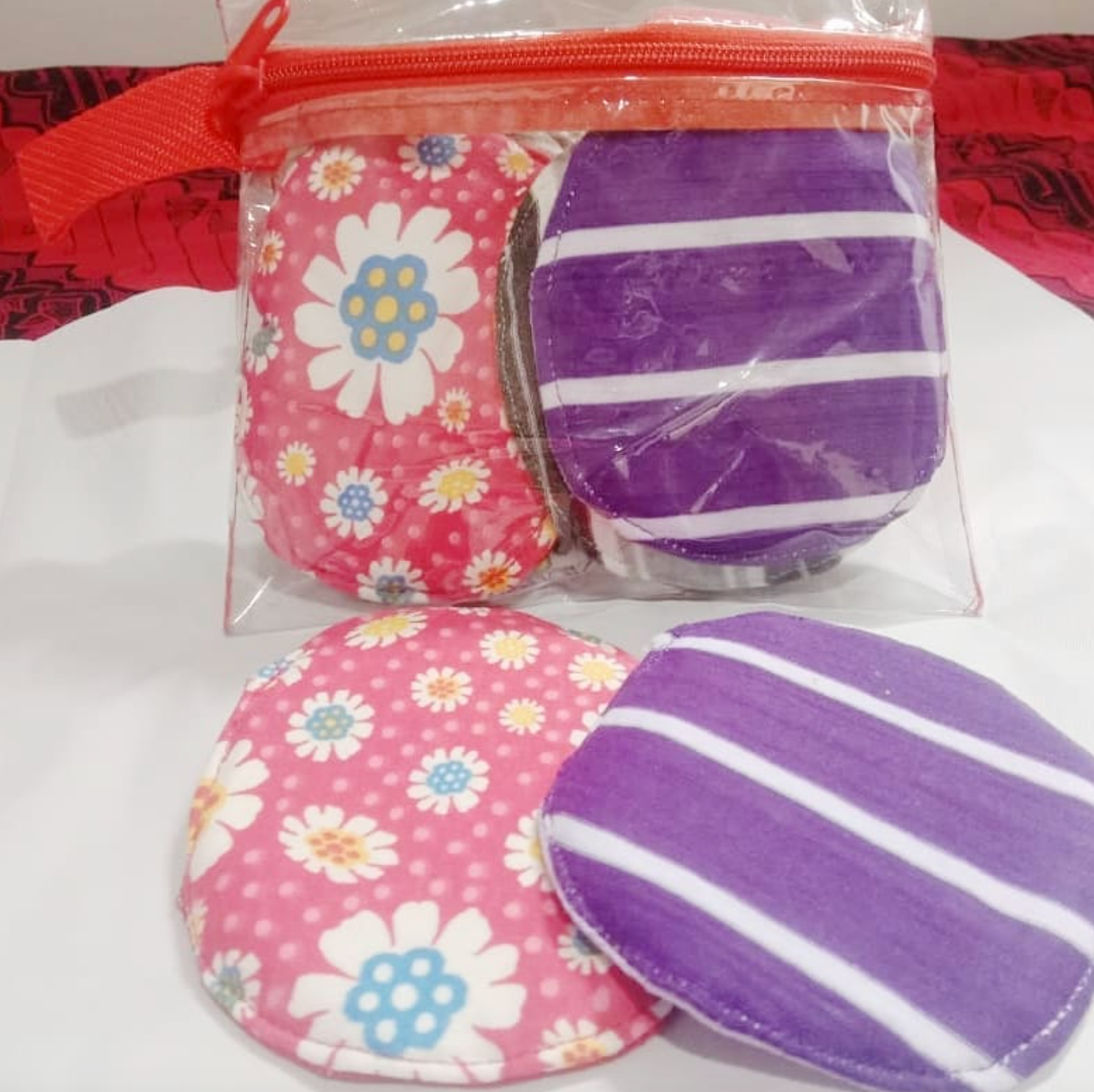 Reusable hand-sown breast pads